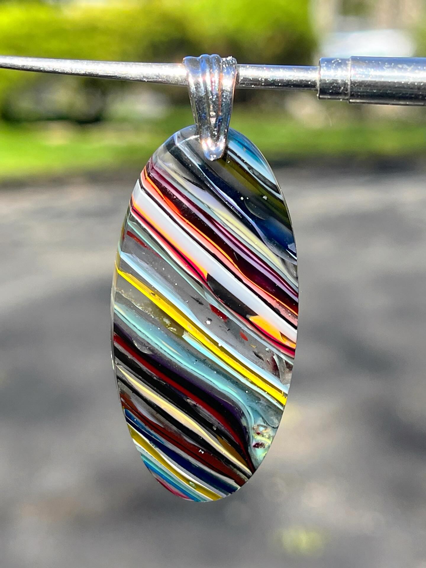 🏄🏄‍♀️🏄‍♂️
What a beautiful hand-shaped SURFITE pendant. This is from recycled surfboard resin waste I collected in Long Island, NY. 
DM me for details.
😜
#surfite #surfitependant #surfresin #zacharybloomjewelry #glassingsurfboards
