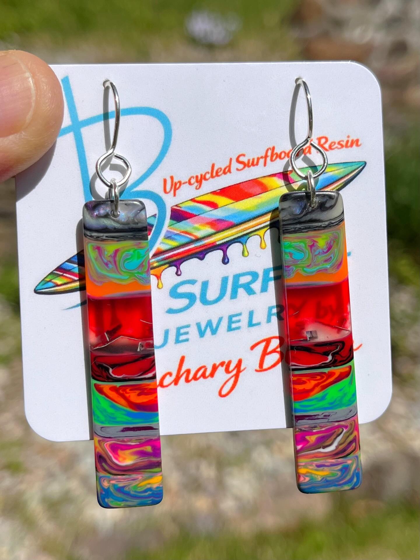 😱😱😱
Those colors are OUTSTANDING!
Recycled surfboard resin earrings are perfect for your summer outfits. These are much lighter than you think. SURFITE IS SO RIGHT & LIGHT.🤣
DM me for details. 
🏄‍♂️🏄‍♀️🏄
#surfite #surfiteearrings #surfboardglassing #zacharybloomjewelry #surfresin