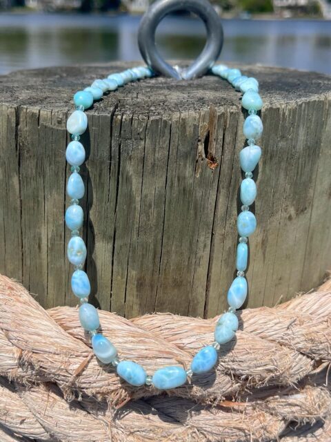 🏝️😍🏝️ 
LOVELY LARIMAR NUGGET NECKLACE!
This is such a beauty. Sterling silver accents throughout. Definitely DM me for details on this piece.😊
#larimarnecklace #larimarjewelry #zacharybloomjewelry #larimarstone #summernecklace