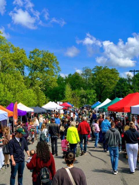 🥰🥰🥰
Just in time for Mother’s Day catch me this Saturday at the Sparta Farmer’s Market from 9-1pm in Sparta, NJ. This is a rain or shine market so I will be there tomorrow. Hope to see you!😜
#spartafarmersmarket #spartafarmersmarketnj #zacharybloomjewelry #mothersdaygiftidea #shoplocalnj