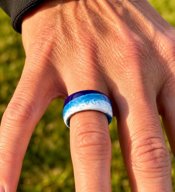 πββοΈππββοΈ
She fell in love with this SURFITE ring and put it right on! Come out & see me today in Viking Village on LBI.π
#surfite #surfitering #vikingvillage #vikingvillageshows #zacharybloomjewelry