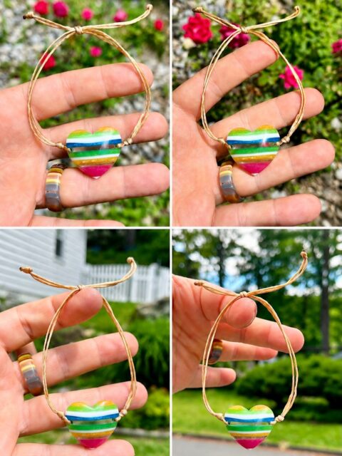 π©·ππ
Someone is gonna LOVE that SURFITE bracelet I just finished. Definitely DM me if this hand-shaped heart made from recycled surfboard resin is speakinβ to ya.π
#surfite #surfitebracelet #surfresin #surfiteheart #zacharybloomjewelry