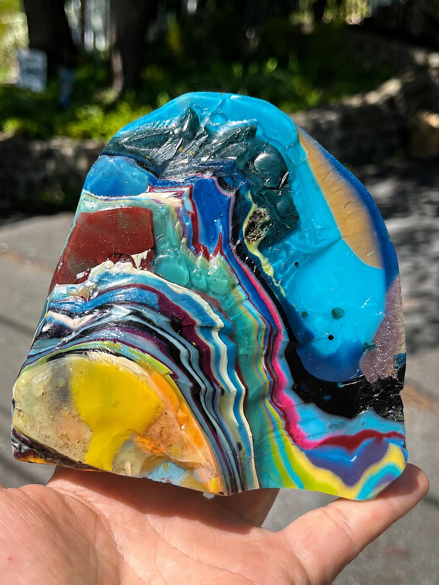 🏄‍♀️🏄🏄‍♂️
What a cool SURF-ROCK!
I did some basic shaping of this recycled surfboard resin. I left it in its raw state and all the colors in this surf-rock were created through the process of glassing surfboards. This material I collected in Long Island, NY. 
SURF-ROCKS are perfect for your garden, in your window sill, on your desk, or as a gift item. Let me know if you’d like this piece of surf culture.😜
#surfrock #surfite #surfiterough #zacharybloomdesigns #surfresin