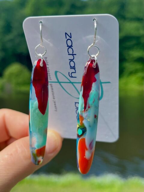 ๐โโ๏ธ๐โโ๏ธ๐
WHAT A PAIR!
Doesnโt get much cooler than these up-cycled surfboard resin earrings in an elongated surfboard shape. DM me if interested in these beauties.๐ฅฐ
#surfite #surfiteearrings #surfboardjewelry #zacharybloomjewelry #surfstone