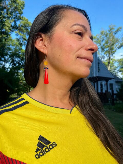 🇨🇴⚽️🇨🇴 
Custom Colombian themed earrings for my wife as we watch the World Cup Colombia game tonight. These are a combination of mango jade, lapis lazuli, and vintage coral resin.
Did you see Messi’s hat trick last night!?! This dude is almost 39! Serious GOAT right there. 🇦🇷🐐😮
Vamos Los Cafeteros!🇨🇴 
And of course LET’S GO USA…😜🇺🇸 
#worldcup2026 #loscafeteros💛💙❤️ #colombianearrings #zacharybloomjewelry #vamoscolombia💛💙❤️⚽️