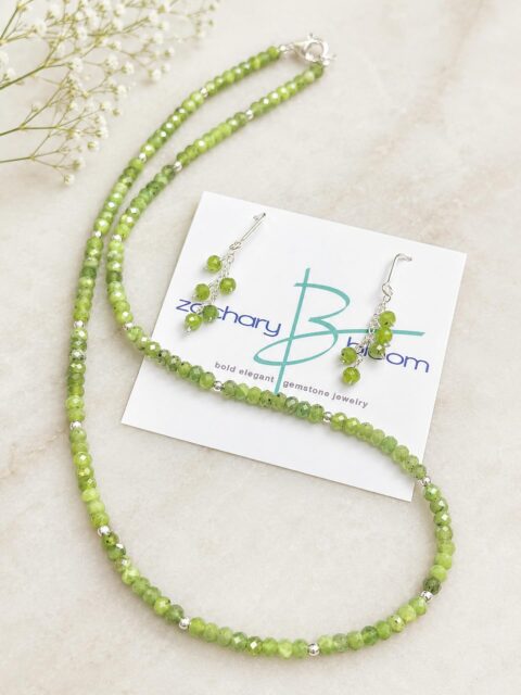 ๐๐คฉ๐
This was a custom ordered natural faceted jade set with sterling silver. Want something similar?
DM me to discuss.๐
#jadejewelry #customjewelry #zacharybloomjewelry #jadenecklace #jadeearrings