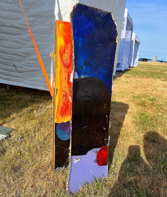 ๐โโ๏ธ๐โโ๏ธ๐
Well thatโs a lovely 80lb box of Rhode Island SURFITE Iโm going to use for my display for the Narragansett Art Festival which starts tomorrow!๐
#surfite #surfiterough #narragansettartfestival #zacharybloomjewelry #spacerockglassing