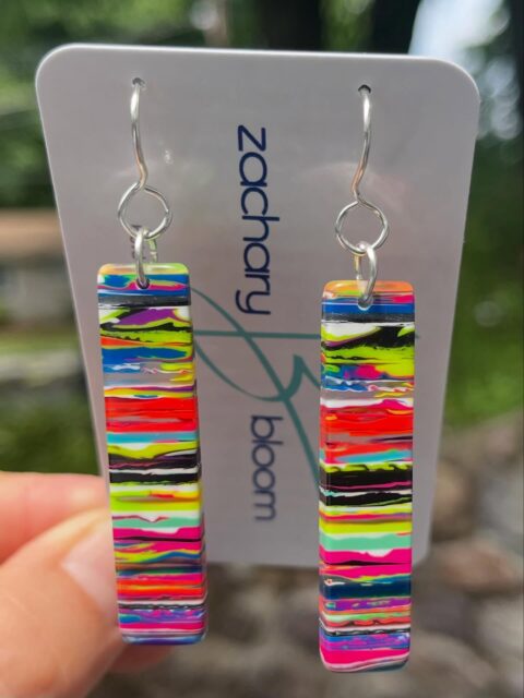 🏄‍♂️🏄🏄‍♀️
What a sensational pair! Just look at all them colors together.😜
Catch these beauties at two shows this weekend. Saturday from 9-1pm at the Sparta Farmers Market in Sparta, NJ. And Sunday from 10-pm in Bay Head, NJ for their annual Art in the Park event from 10-4pm in Centennial Park near the beach. Hope to see you at one of these great events this weekend.😊
#zacharybloomjewelry #bayheadartinthepark #spartafarmersmarket #spartafarmersmarketnj #surfite