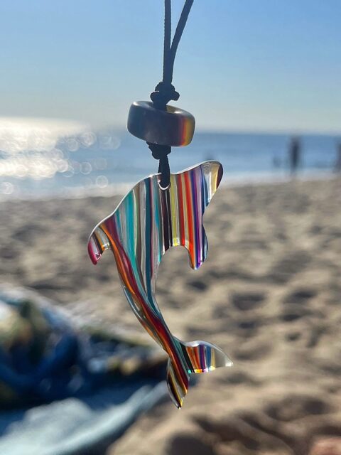 π¬ππ¬
Love this one!
Hand-shaped SURFITE dolphin on adjustable paracord up-cycled from leftover surfboard resin I collected on the Jersey Shore. I snapped this pic this past holiday weekend. DM me for all the details.
ππββοΈπββοΈ
#surfite #surfitenecklace #dolphinnecklace #handshapedsurfboards #surfboardresin