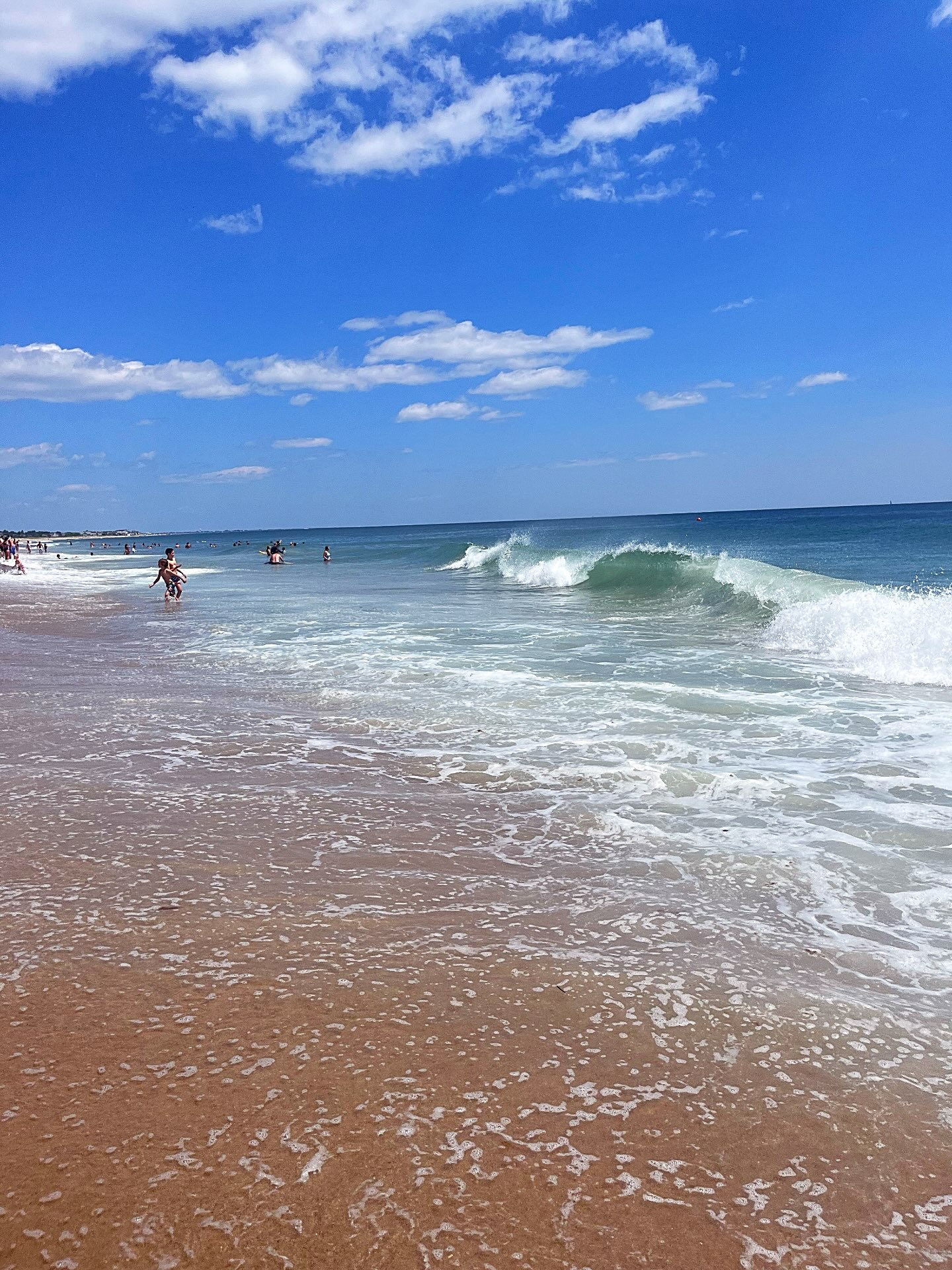 πποΈπ
Rhode Island never disappoints! Itβs an absolutely GORGEOUS day at the beach today. Almost time to go watch the World Cup Finalsβ¦β½οΈ
#rhodeislandbeaches #charlestowntownbeach #beachlife