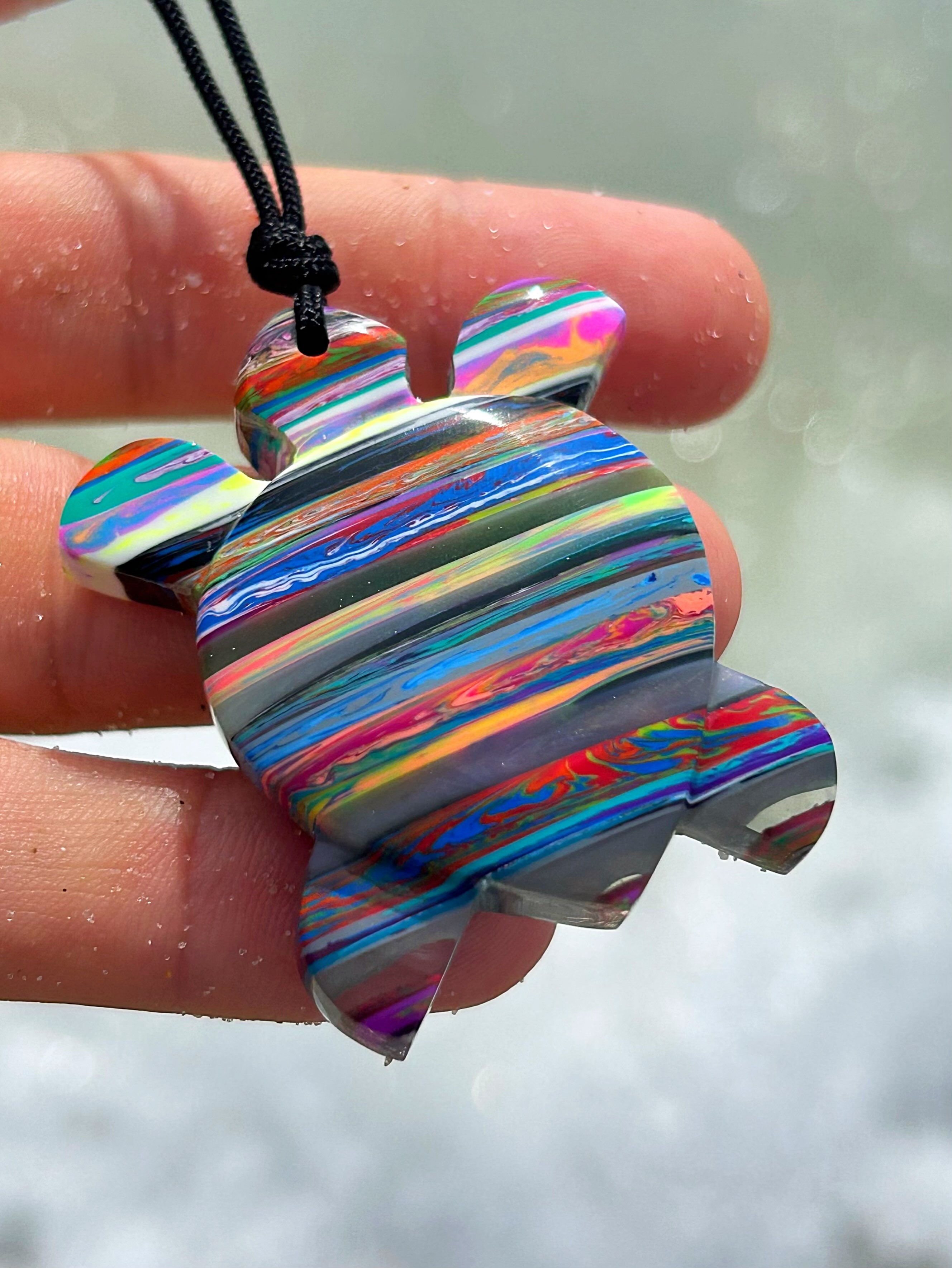 πββοΈππββοΈ
Gorgeous day in Beach Haven, LBI!
How about this beautiful hand-shaped large size SURFITE SEA SURF TURTLE on adjustable paracord. This one is so stunning in person.π
#surfite #surfitenecklace #zacharybloomjewelry #seaturtlejewelry #seaturtle