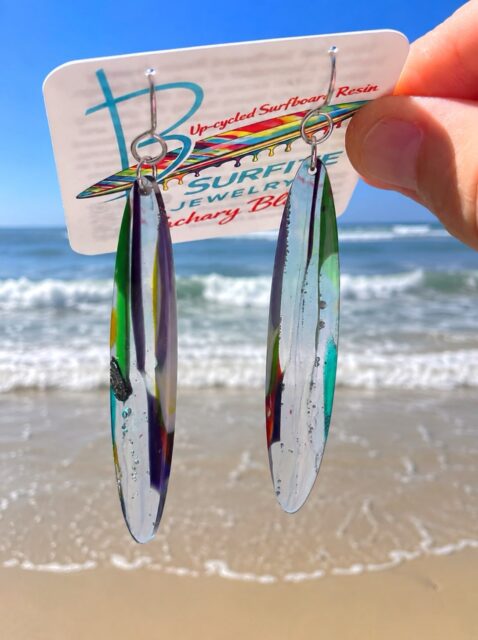 πππ
These hand-shaped up-cycled longboard surfboard resin earrings will be raffled off on Saturday, August 8th, at the 18th Annual ALO Longboard Classic in Long Beach Township at the 68th Street Beach on LBI. All proceeds go to support ALOβs mission. If you are going to be in the area, definitely mark your calendars for this awesome surf community event. Hope to see you at the beach!π
#alolongboardclassic #longbeachtownship #lbiartist #surfite #zacharybloomjewelry