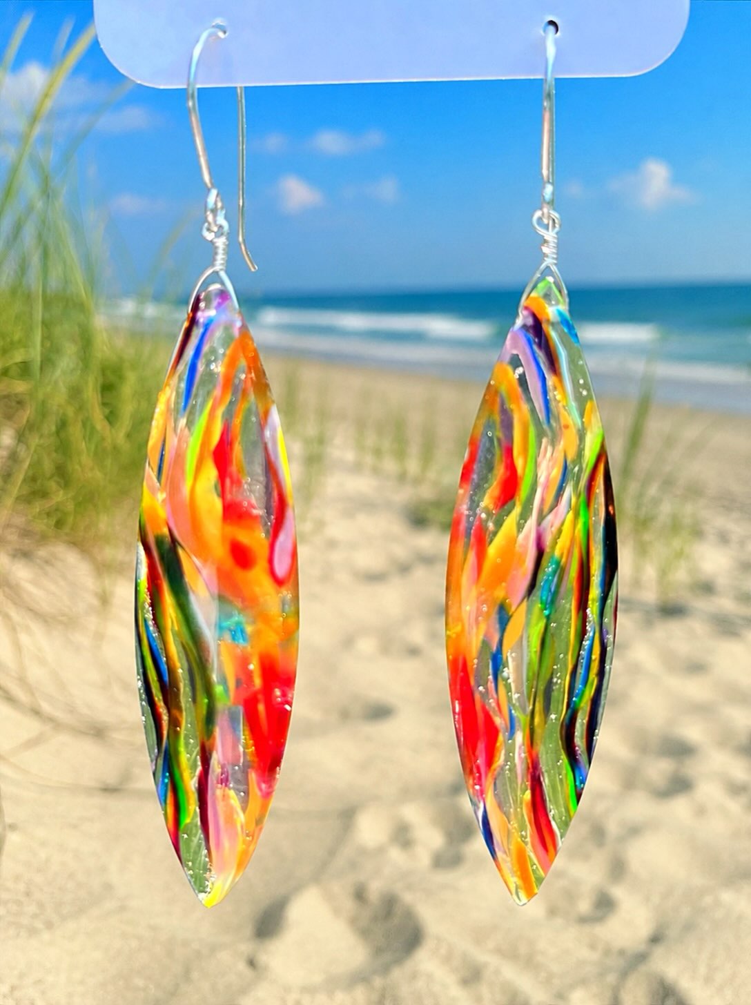 πππ
Catch these gorgeous hand-shaped SURFITE surfboard shaped earrings Saturday, August 8th, at the 18th Annual ALO Longboard Classic in Long Beach Township at the 68th Street Beach on LBI from 8-3pm or so. If you are going to be in the area, definitely mark your calendars for this awesome surf community event. Hope to see you at the beach!π
#alolongboardclassic #longbeachtownship #lbiartist #surfite #zacharybloomjewelry