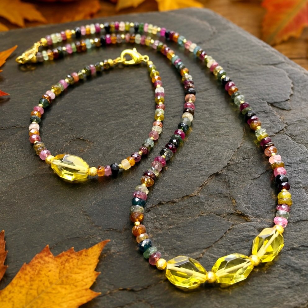 🍁😍🍂
My last tourmaline bracelet design sold quick so I figured I’d design a tourmaline autumn set. Gorgeous natural faceted lemon quartz center with top quality mixed color faceted tourmaline beads. This is a beautiful set in person.
DM me for price details and more pics & video.🥰
#autumnvibes🍁 #falljewelry #zacharybloomjewelry #tourmalinebracelet #tourmalinejewelry