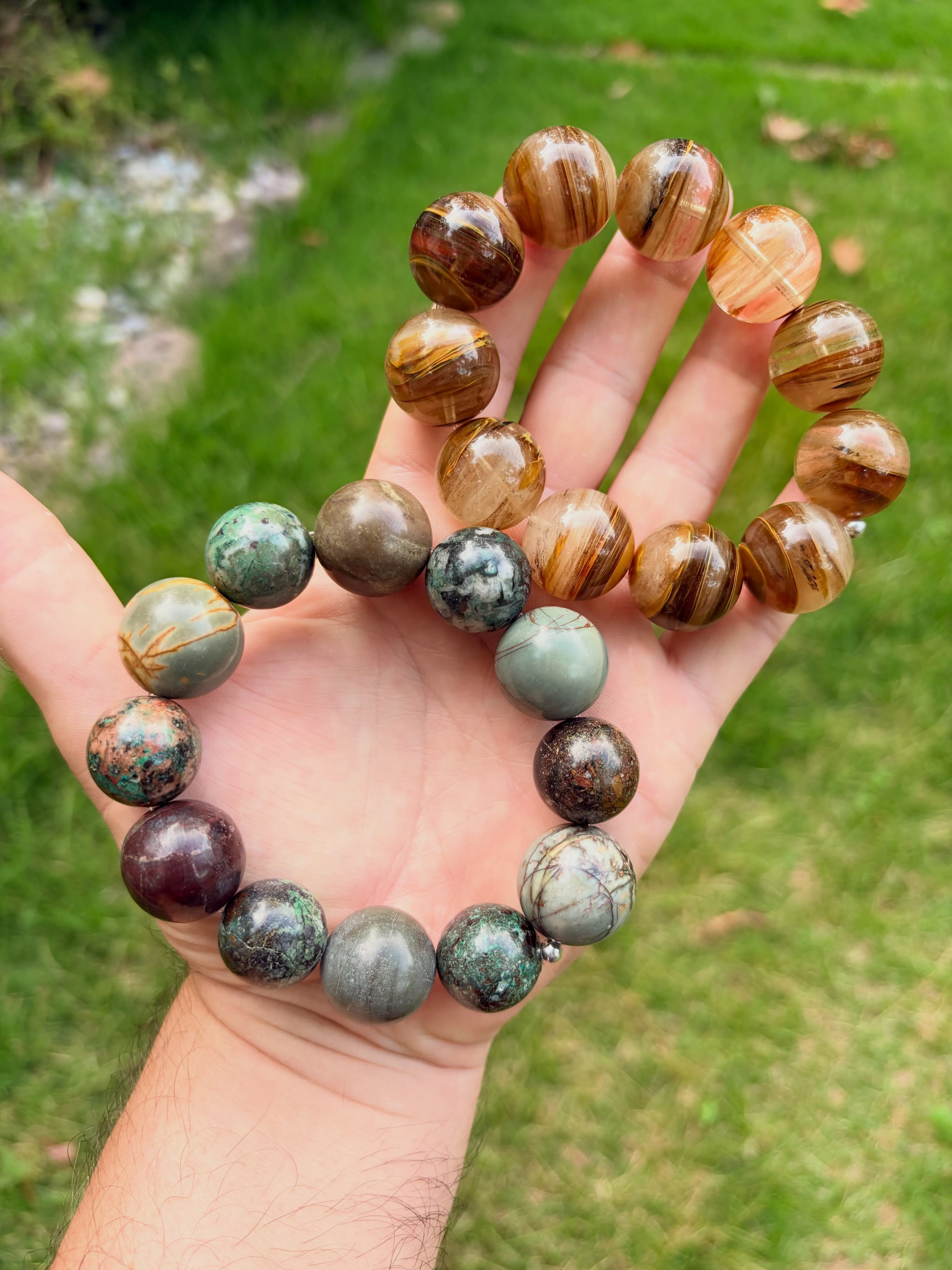 πππ
Seriously BOLD STATEMENT bracelets!
π
#boldbracelets #stretchbracelets #zacharybloomdesigns #statementjewelery #unqiuejewelry