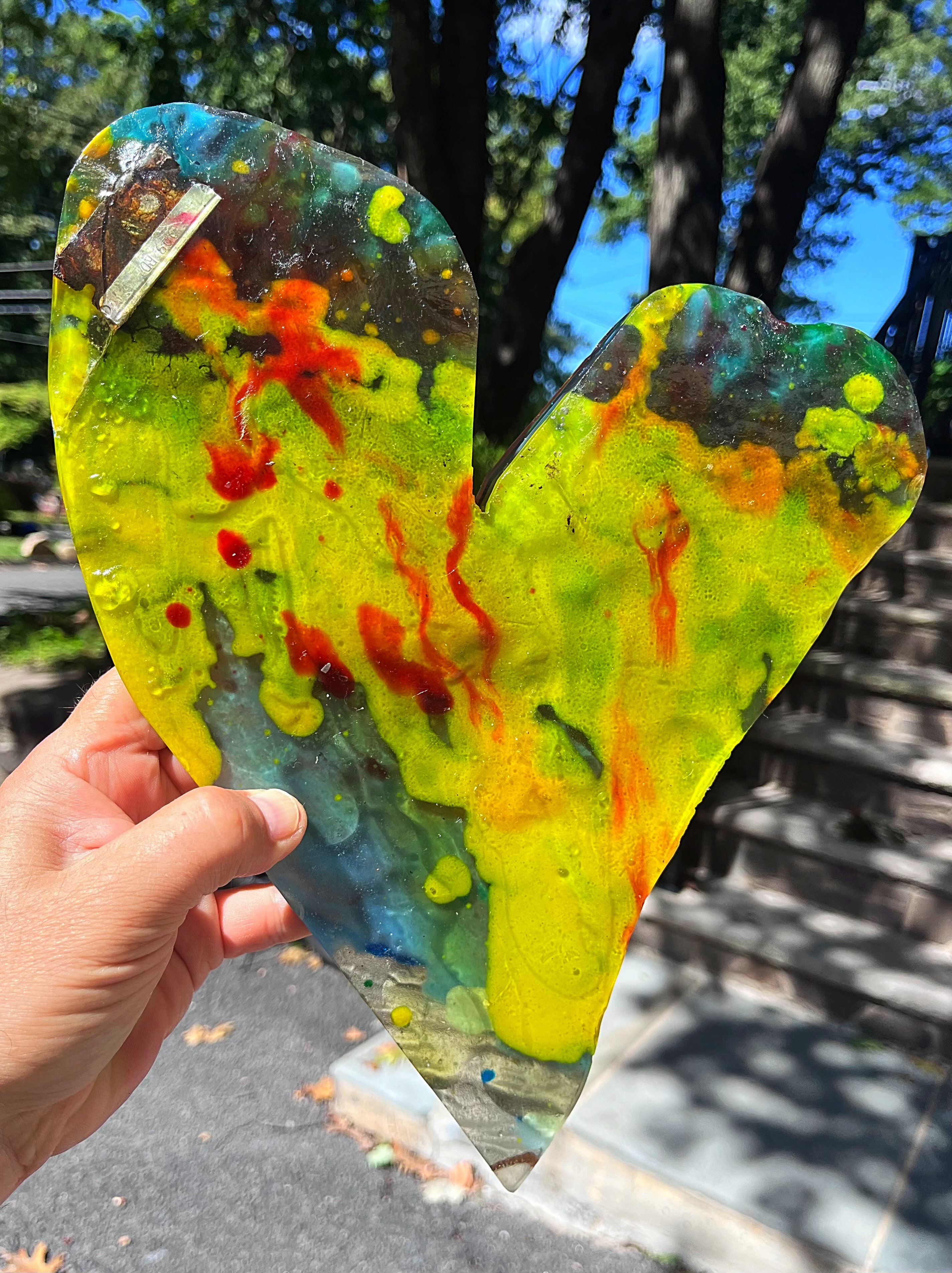 πβ€οΈπ
Massive SURFITE SURF HEART with a razor blade stuck inside the resin. This is a very special piece! One of the tools of glassing surfboards is a razor blade so this blade dropped into the resin and is frozen in time there in the top left corner. This heart has such gorgeous colors on both sides. A true collectorβs edition here! DM me for details on this one and video to see how beautiful both sides are. Someone would love this as a gift!πππββοΈπββοΈ
#surfite #surfboardresin #surfheart #zacharybloomdesigns #glassingsurfboards