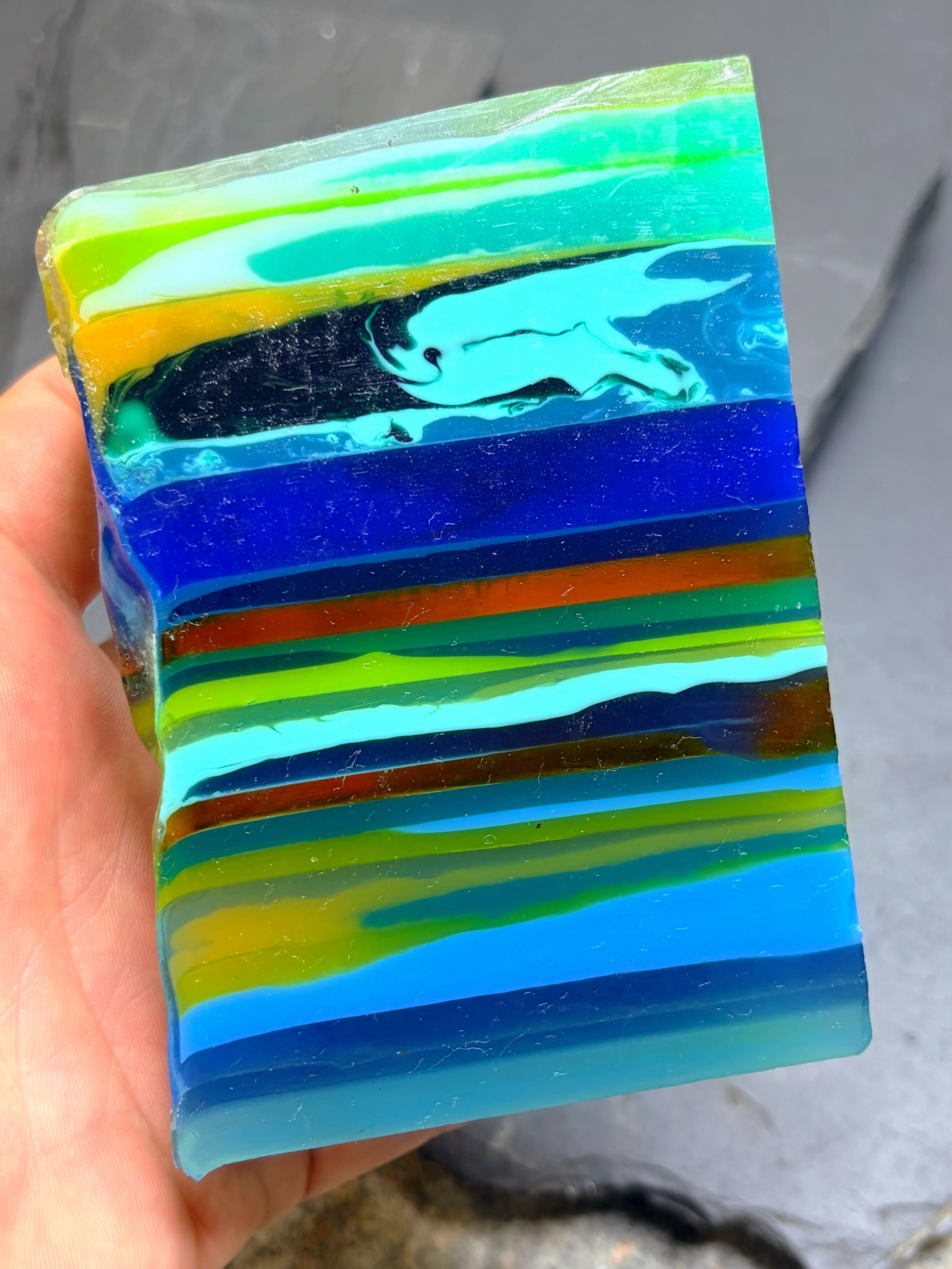 π±π±π±
What a gorgeous chunk of leftover surfboard resin. This is gonna make some really unique SURFITE jewelry.
ππββοΈπββοΈ
#surfite #surfiterough #surfstone #zacharybloomdesigns #surfboardglassing
