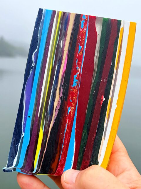 πββοΈπββοΈπ
SURFITE SLAB OF THE DAY!
This recycled surfboard resin slab that I cut is gonna make some absolutely delicious FALL jewelry!π
#surfite #surfiterough #surfiteslab #zacharybloomdesigns #cabsandslabs