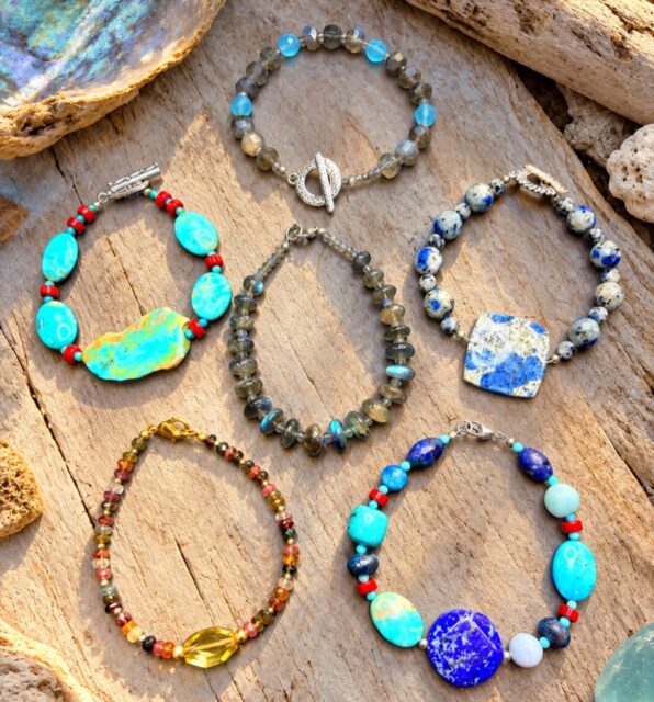 πππ
Some recent gemstone bracelet designs. See something you like?
DM me to discuss.
π
#braceletstacks #gemstonebracelets #zacharybloomjewelry #artisanbracelets #jewelryartist