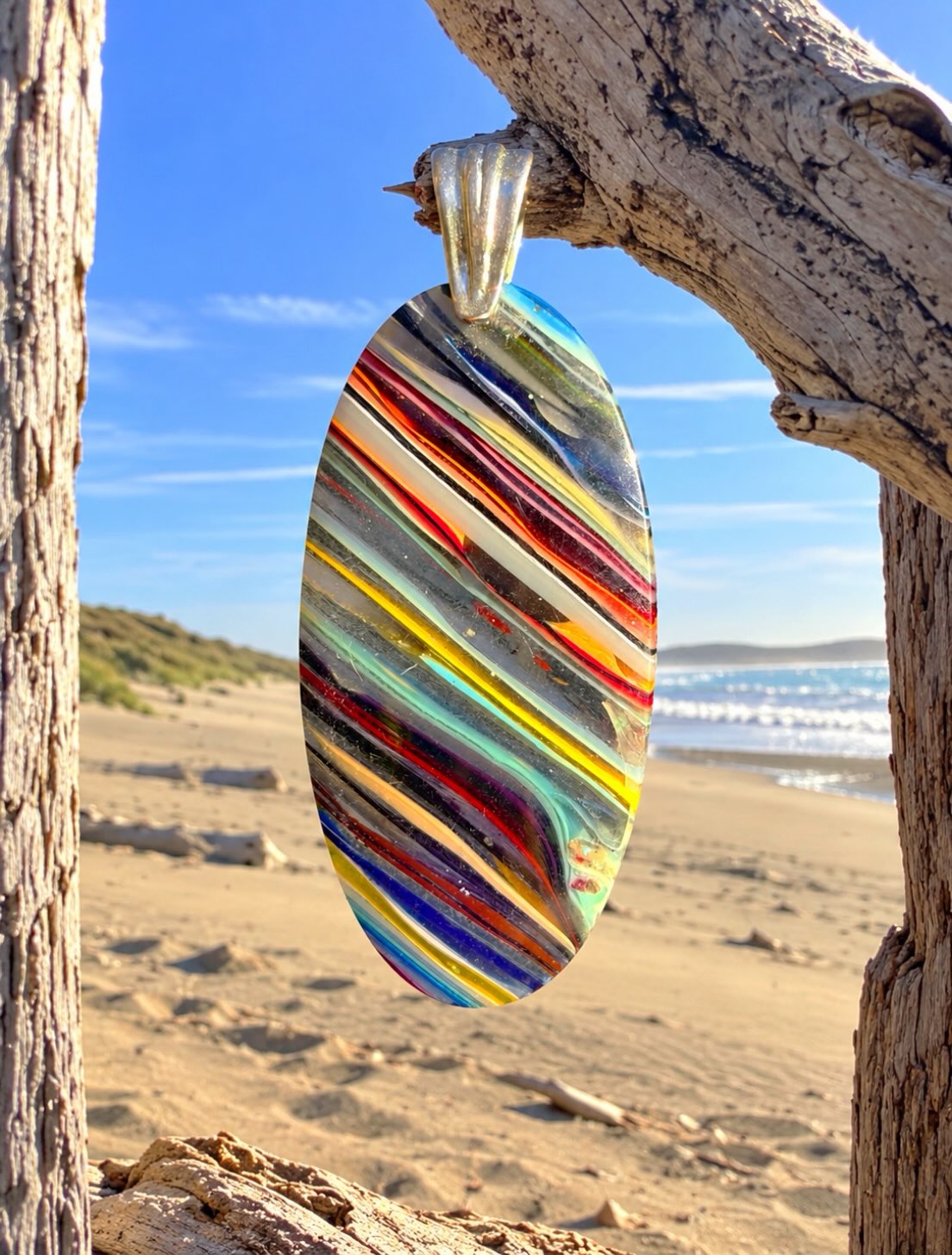 ππββοΈπββοΈ
Recycled surfboard resin pendant with beautiful FALL colors. DM me for details.π
#surfite #surfitependant #surfitejewelry #zacharybloomjewelry #surfresin